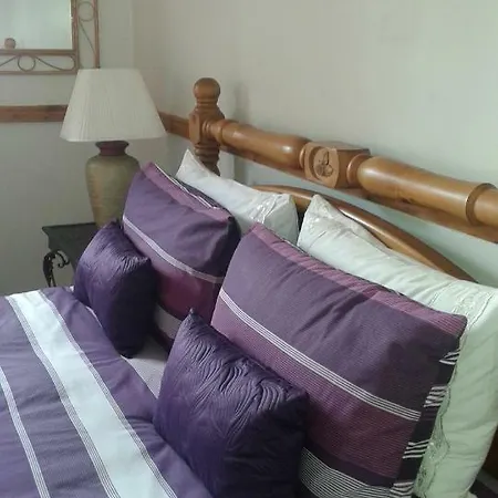 Acorn Guest house